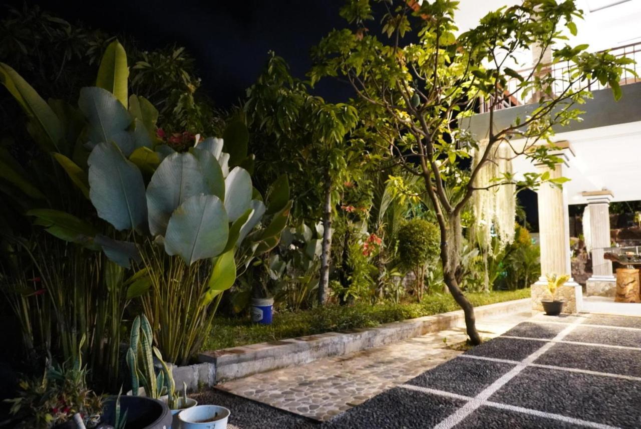 Umah Dayuh Hotell Ungasan Exteriör bild